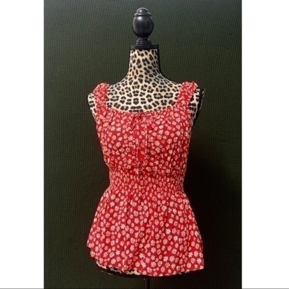 Red & White Floral Tanktop